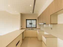 New Listing | 5 Beds Villa | Emirates Hills